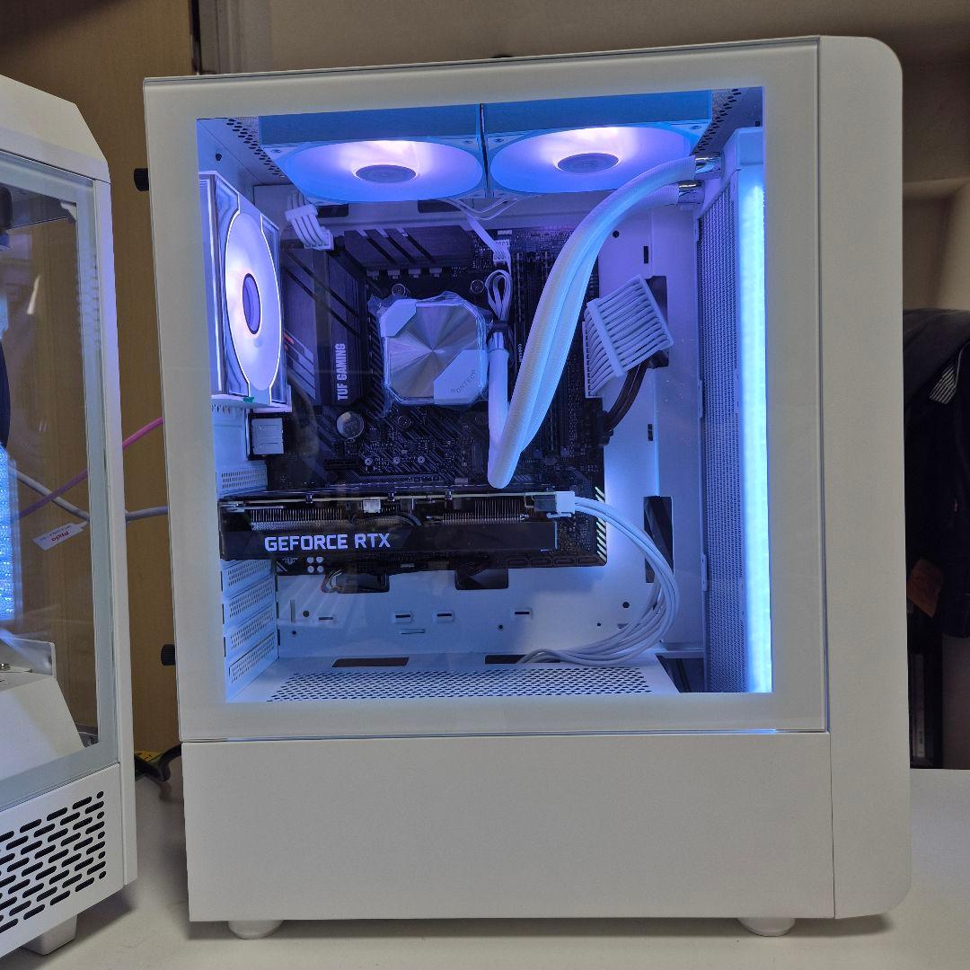 Ryzen7 5700x ＆ RX 9060xt16GB搭載自作ゲーミングPC