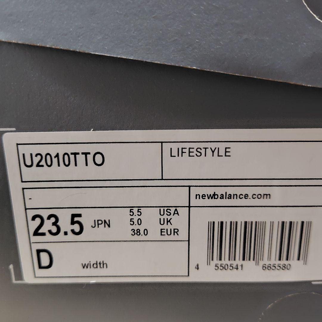✩最終値下げ30日まで出品✩美品✩新品・未使用✩ニューバランス 2010