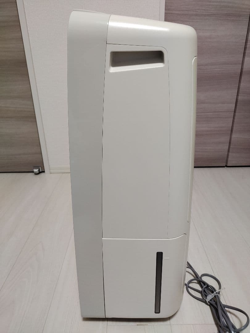 SHARP CV-J120-W 除湿機　2020年製　取扱説明書あり