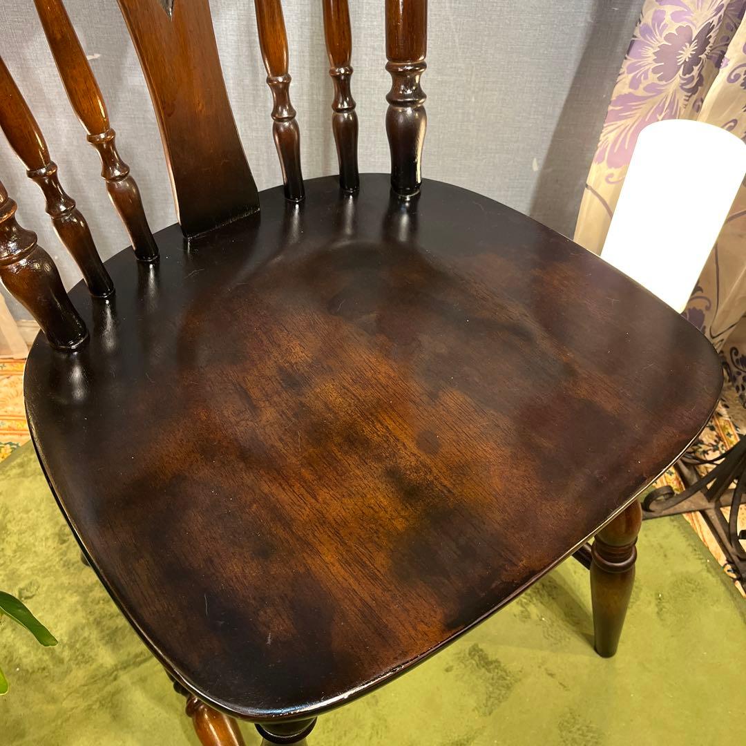 L１　キツツキマーク ヴィンテージ ウインザーチェア