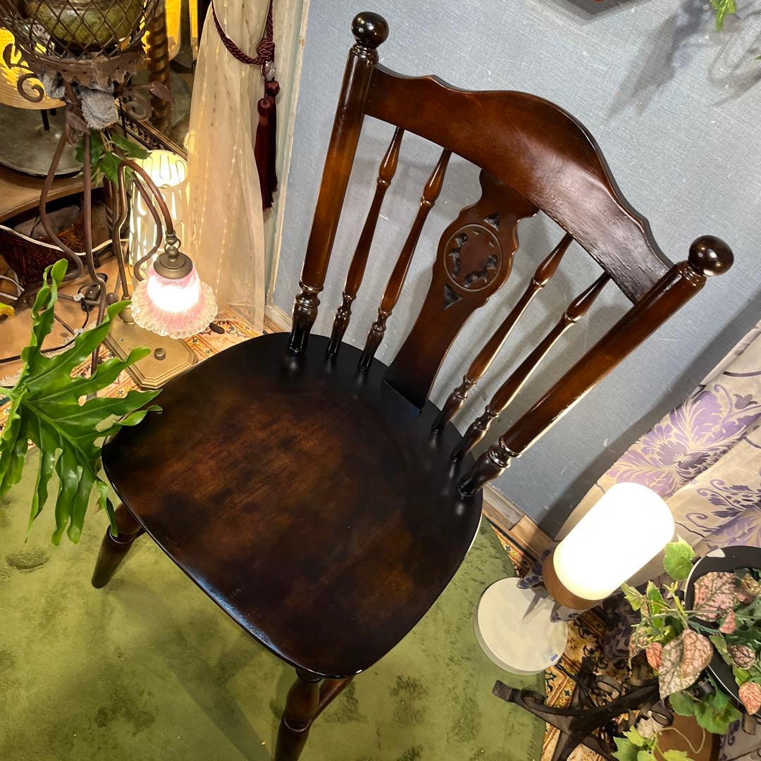 L１　キツツキマーク ヴィンテージ ウインザーチェア