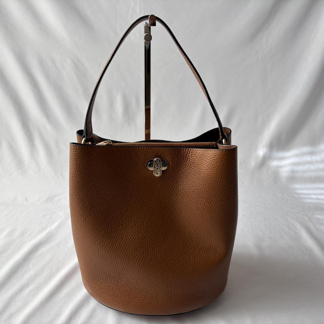 極美品 フルラ ダナエ 2way レザー ショルダーバッグ 上品コーデ ブラウン