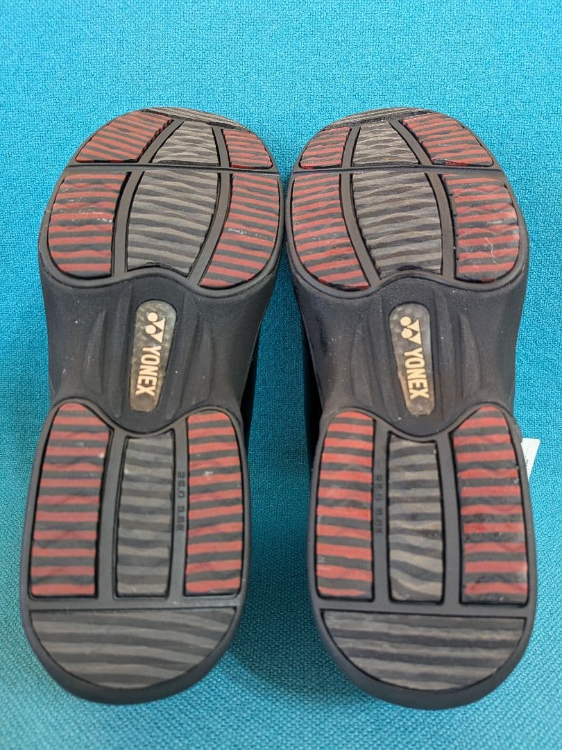 未使用 ヨネックス パワークッション SHWM30HS 26cm 黒