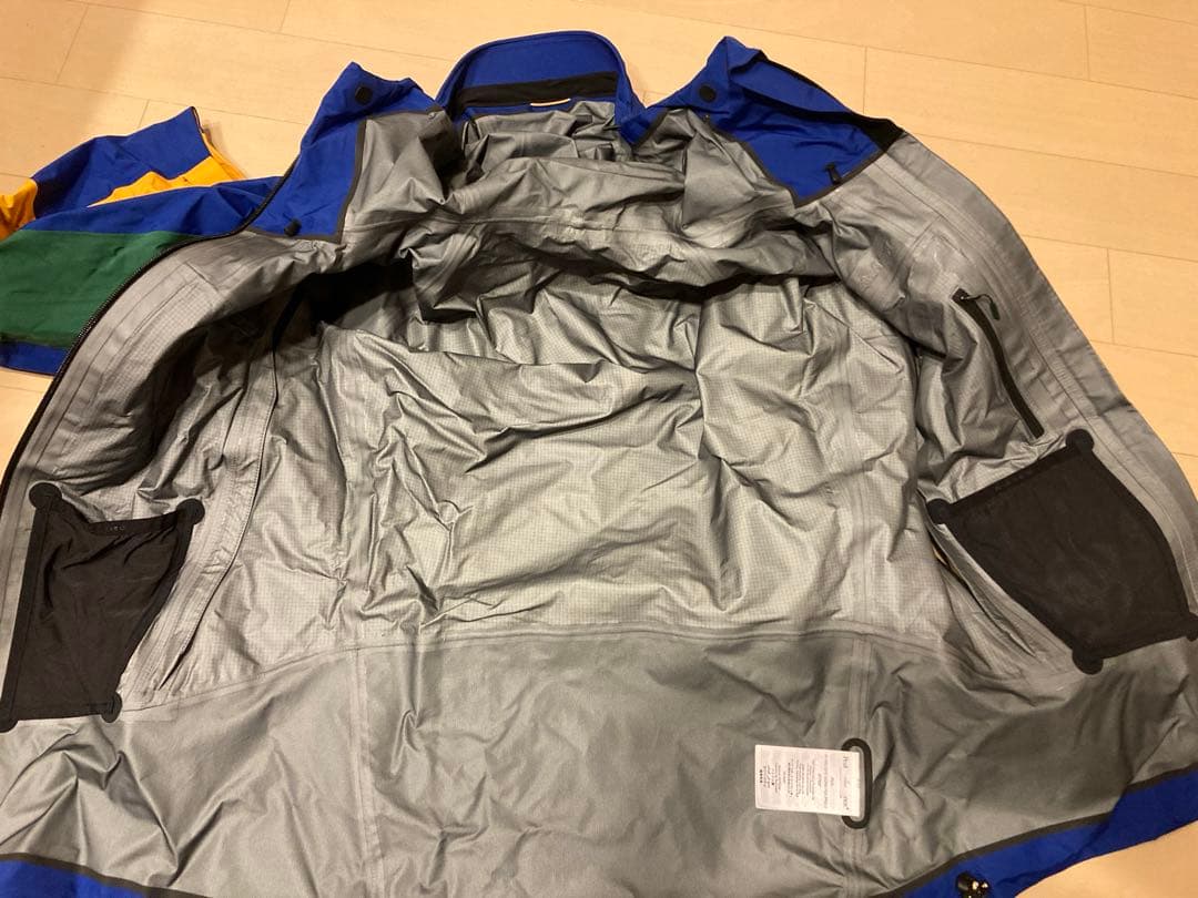 寒波対策SALE!! Peak performance ウェアセット