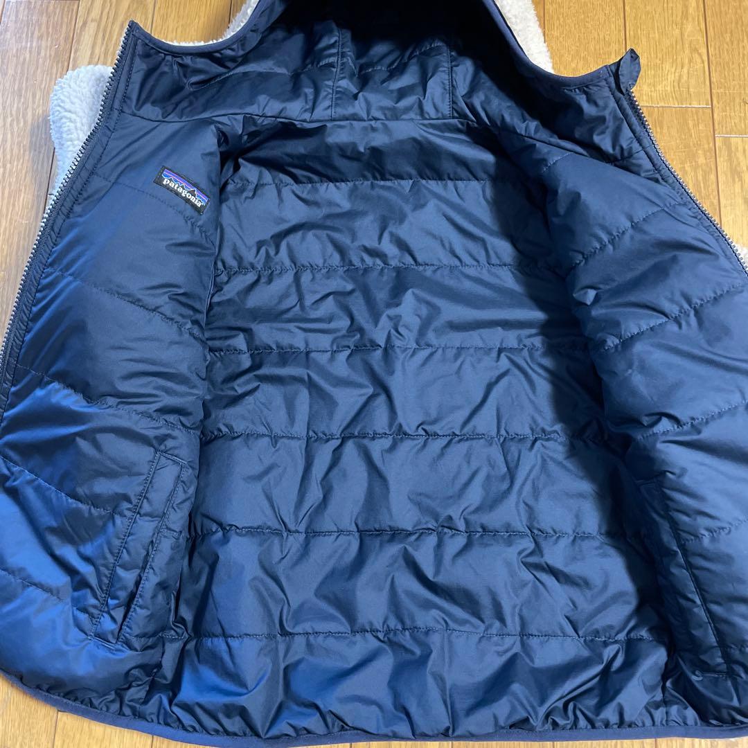パタゴニア　レディフレディフーディ リバーシブル XS ボアフリース