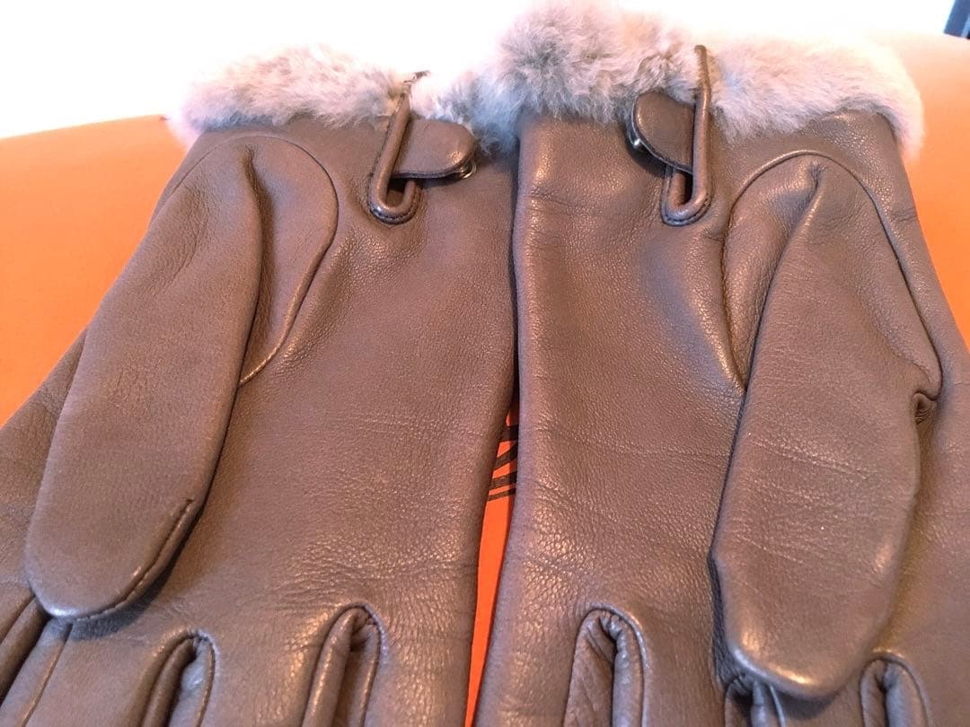 新年お値下げ！定価３３万エルメスプリンセスグローブカデナミンクラムスキンシルク