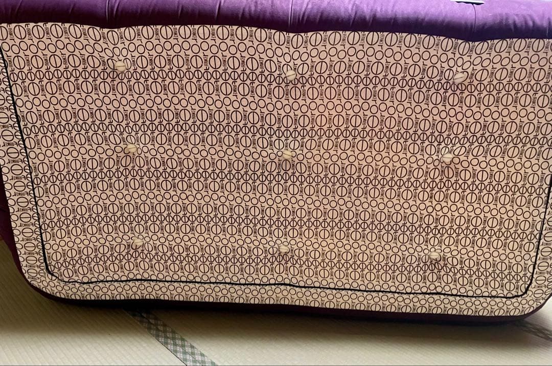 美品正規品新品未使用リーンロゼ ligne roset トーゴ　３人掛