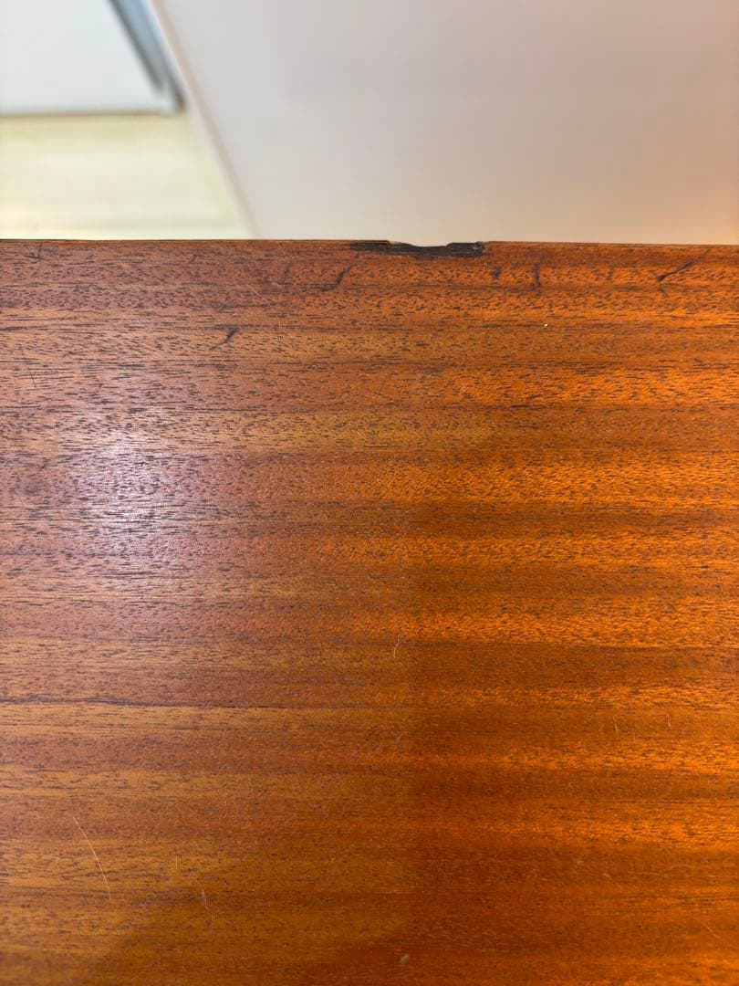 ウッド調ガラス扉キャビネット