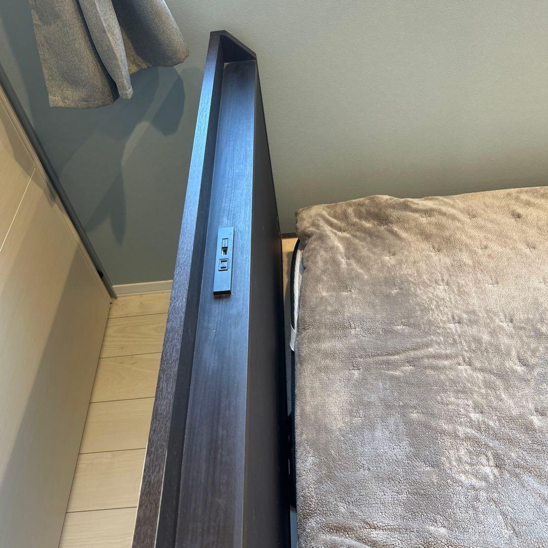 【ニトリ】セミダブルベッド　ベッドフレーム