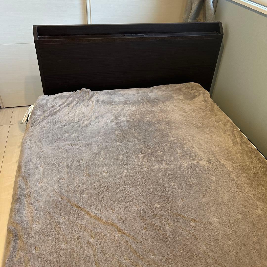 【ニトリ】セミダブルベッド　ベッドフレーム