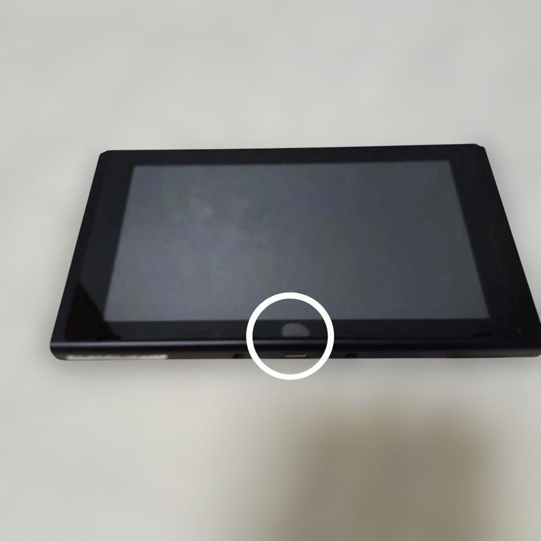 Nintendo Switch本体+　Joy-Conネオンレッド