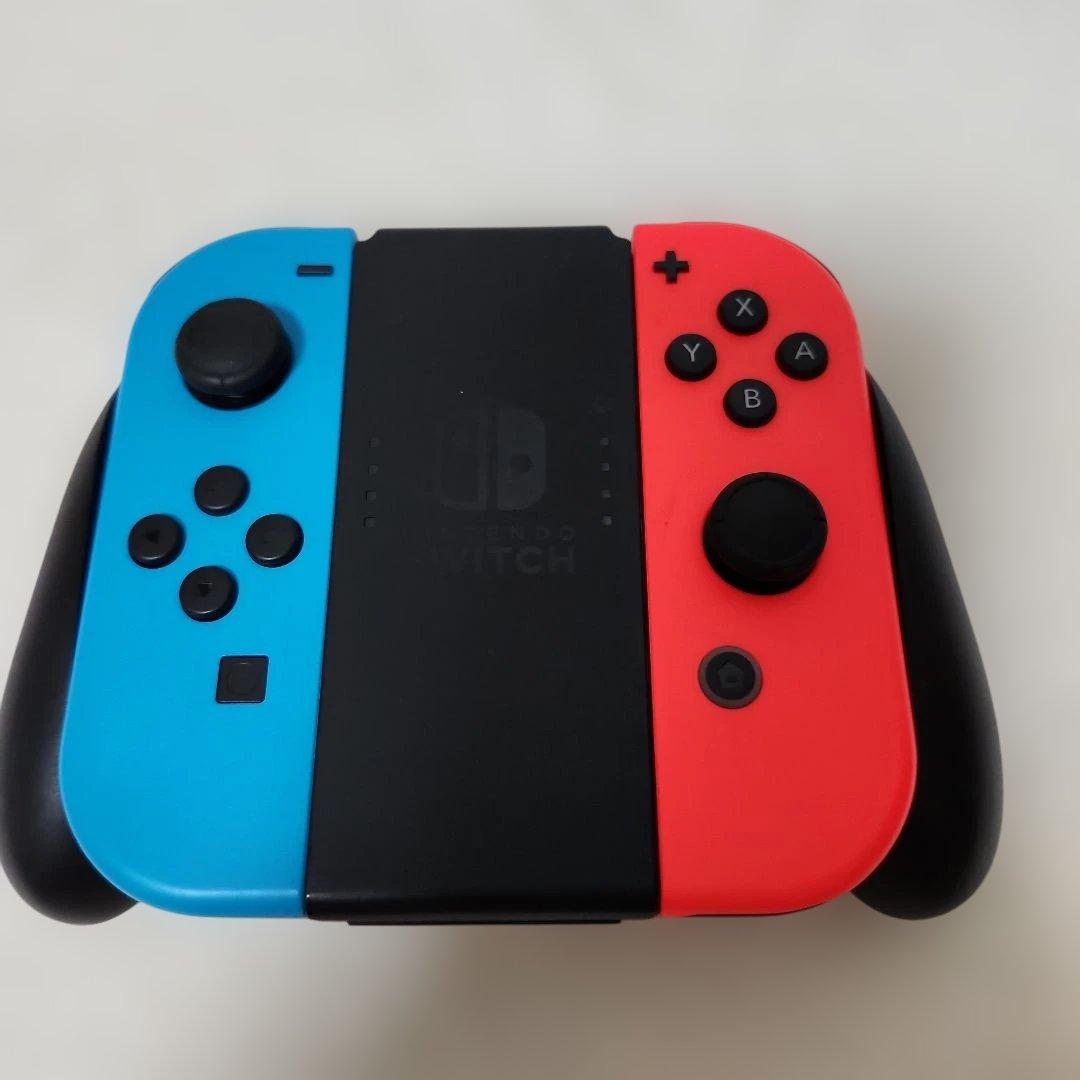 Nintendo Switch本体+　Joy-Conネオンレッド