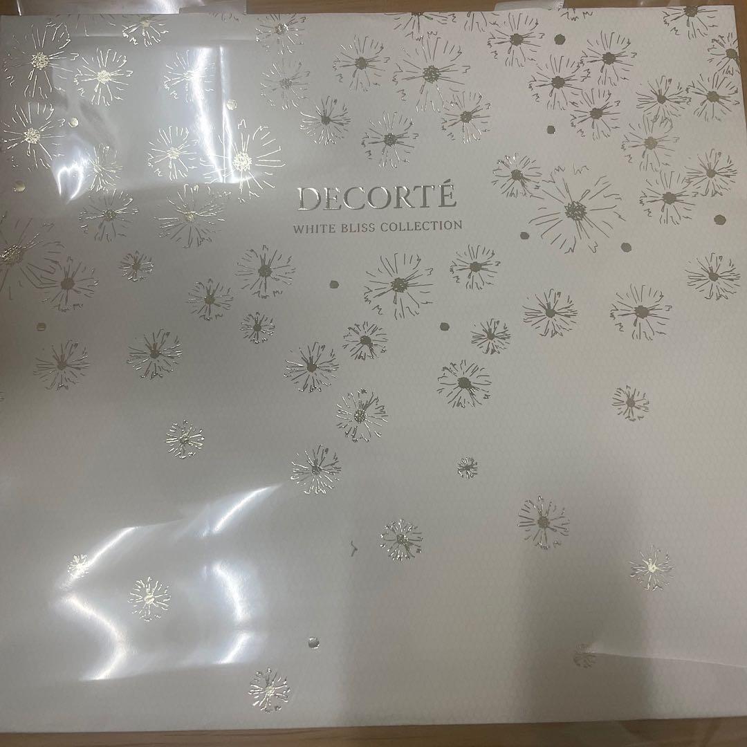 そ*ね様 コスメデコルテ　ホワイトブリスコレクション 　クリスマスコフレ2024