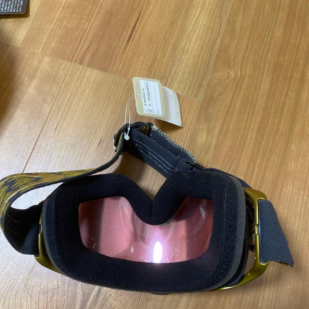 オークリー　クローバー　ゴーグル　ゴールド　ブラック　スノーボード　新品　ケース