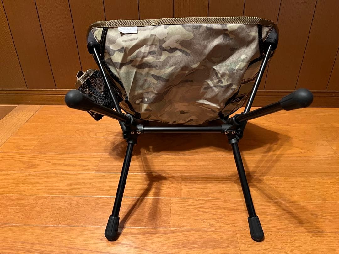 美品ヘリノックス小型折りたたみチェア Tac.Chair Mini マルチカム