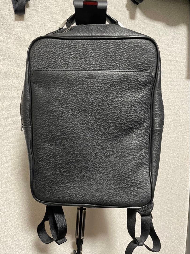 SEEKER 【URBAN】 シュリンクレザースリムバックパック