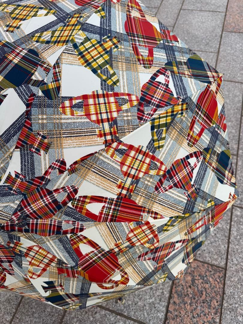 ヴィヴィアン 長傘 竹製ハンドル 美品 オーブ柄