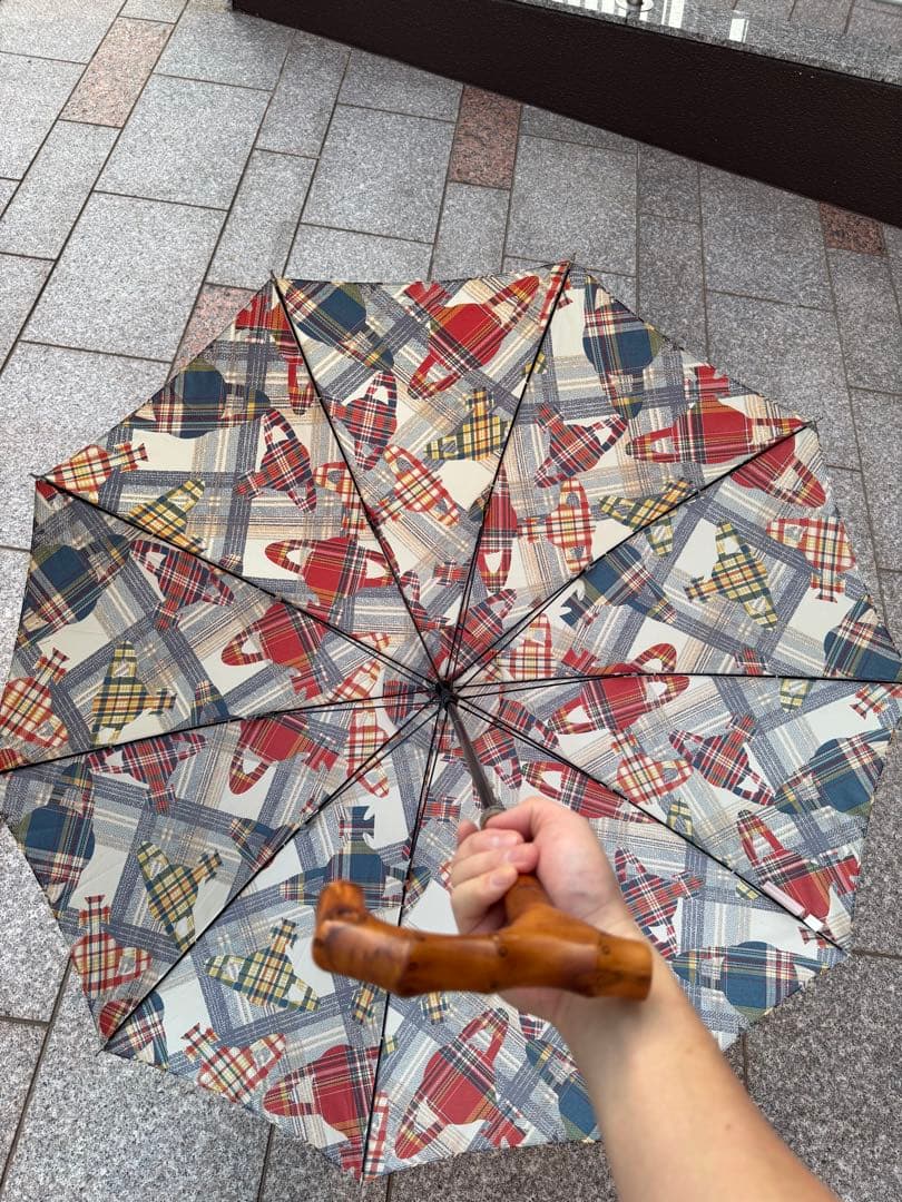 ヴィヴィアン 長傘 竹製ハンドル 美品 オーブ柄