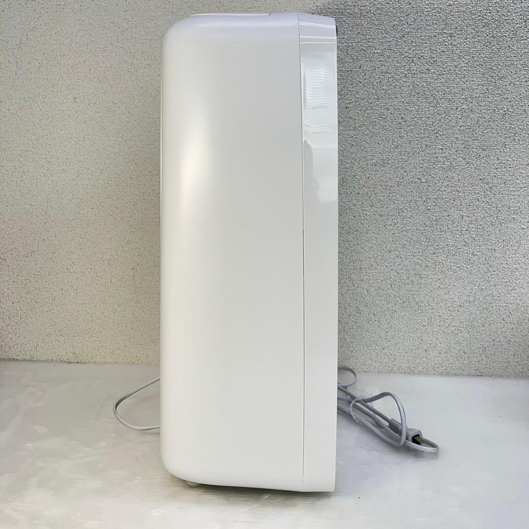 美品☆シャープ 除湿機☆CV-N71-W ホワイト 2022年製