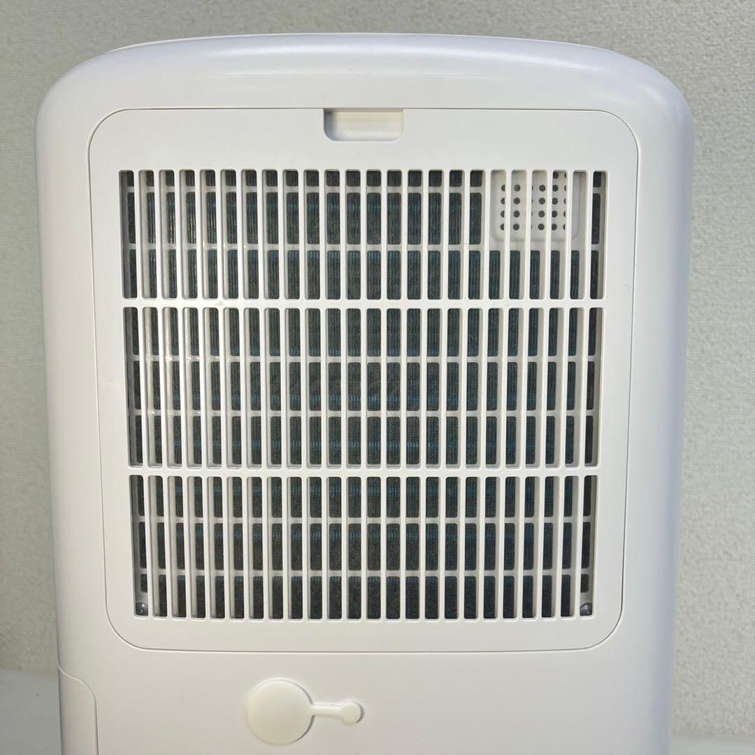 美品☆シャープ 除湿機☆CV-N71-W ホワイト 2022年製