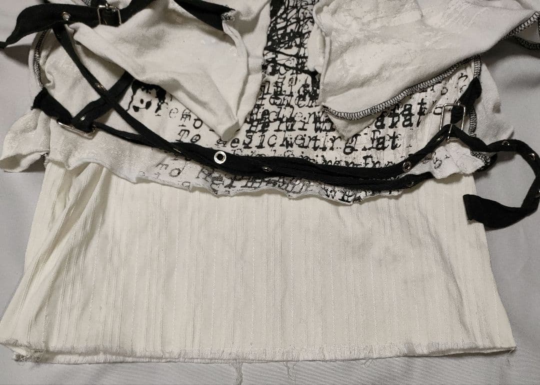 普*9様 h.NAOTO 白 ANARCHY 拘束 紐 スカル 長袖 トップスカ