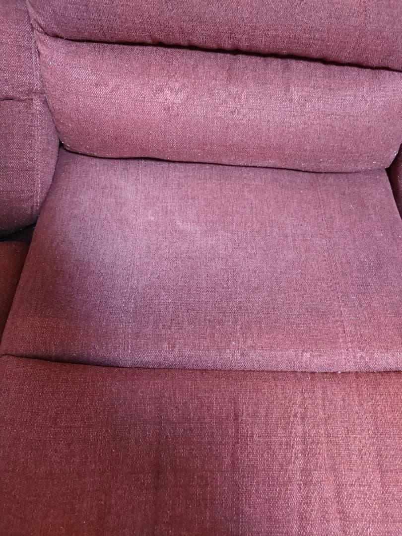 11月16日まで【引取限定】ニトリ　電動リクライニングソファ3人掛け 赤