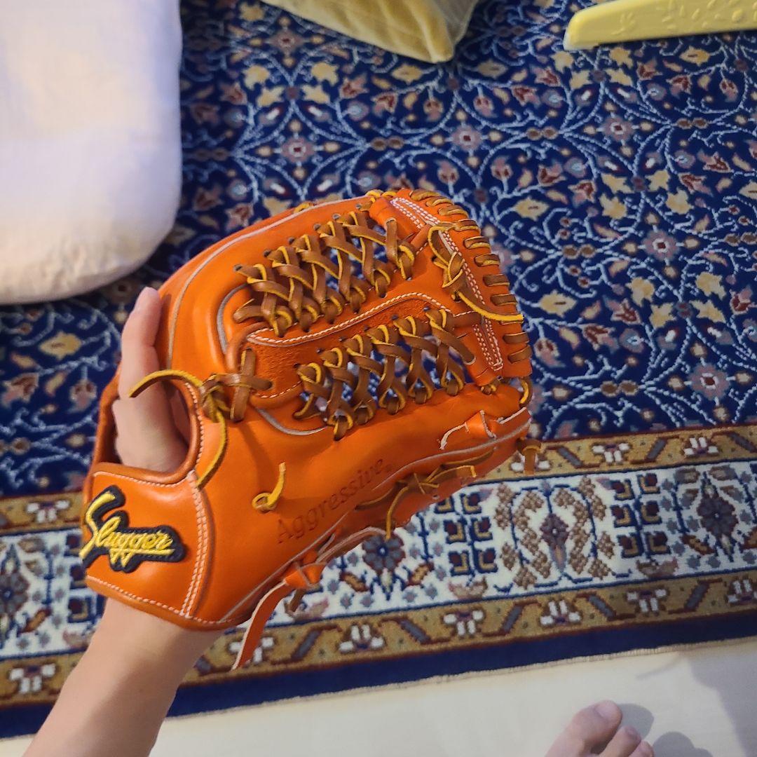 Slugger 硬式内野手用グローブ オレンジ