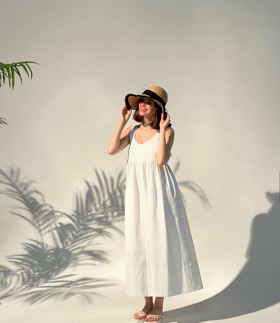 【未使用】ロージーモンスター　フレアシルエットオールインワン　ホワイトS