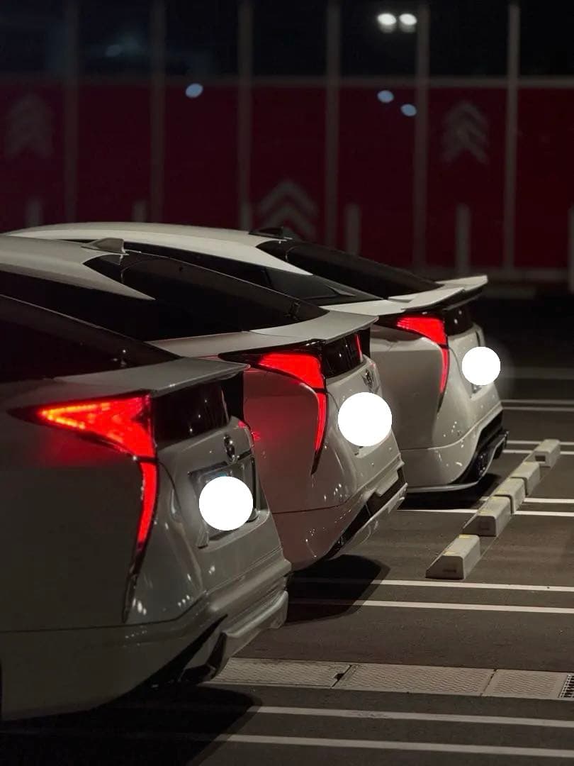 ゆ*う様 プリウス50前期ヴァレンティ