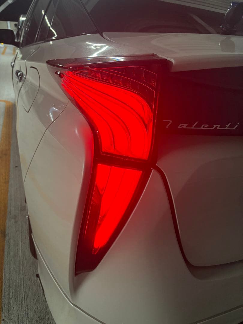 ゆ*う様 プリウス50前期ヴァレンティ