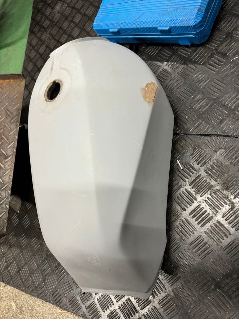 AK CBX 400F 純正タンク