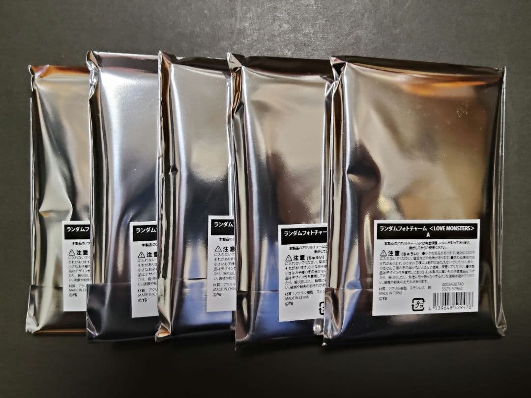 BABYMONSTER ランダムフォトチャーム ＜LOVE MONSTERS＞