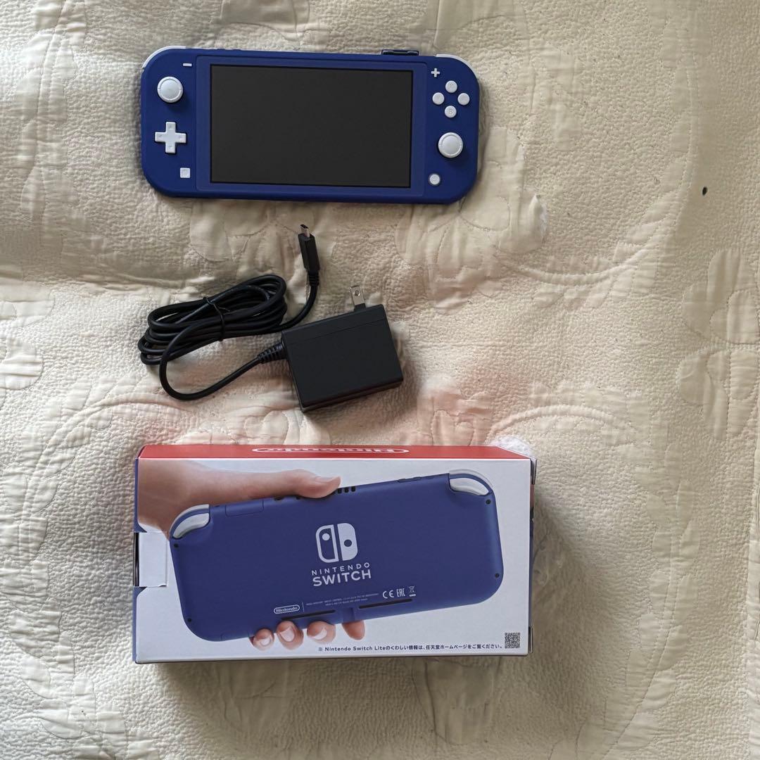 Switch Lite ブルー