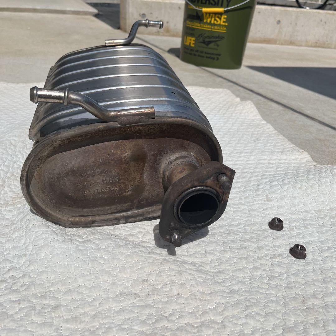 ジムニー JB23W 平成22年式 純正マフラー