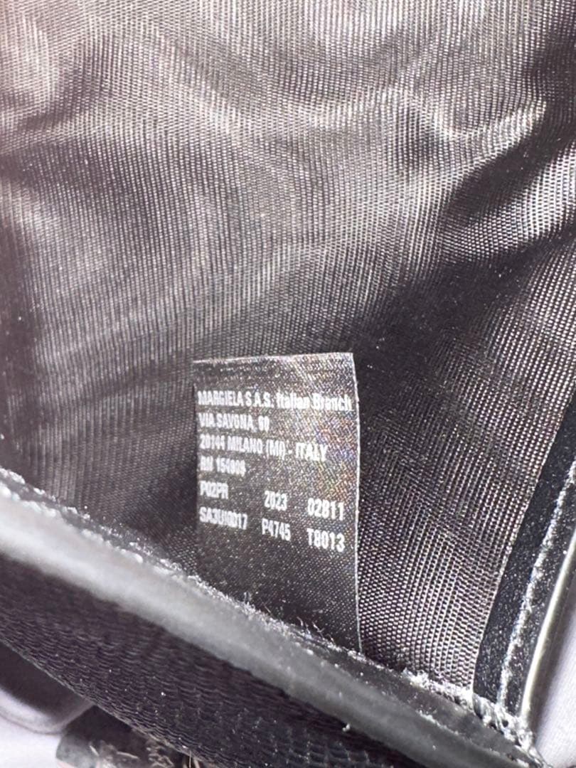 メゾンマルジェラ 三つ折り財布 レザー 黒　SA3UI0017