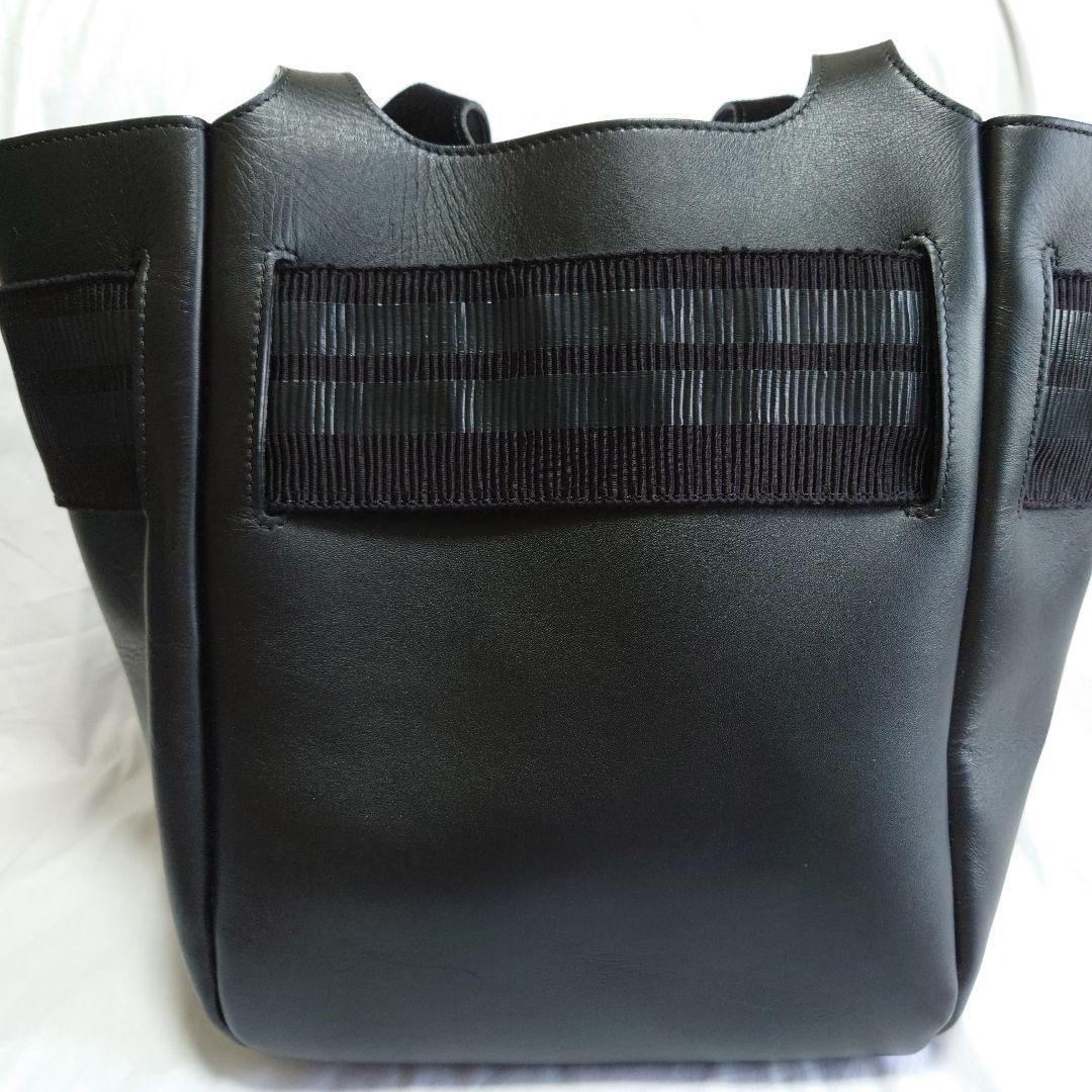 GIORGIO ARMANI　ブラックレザー　トートバッグ　ショルダーバッグ