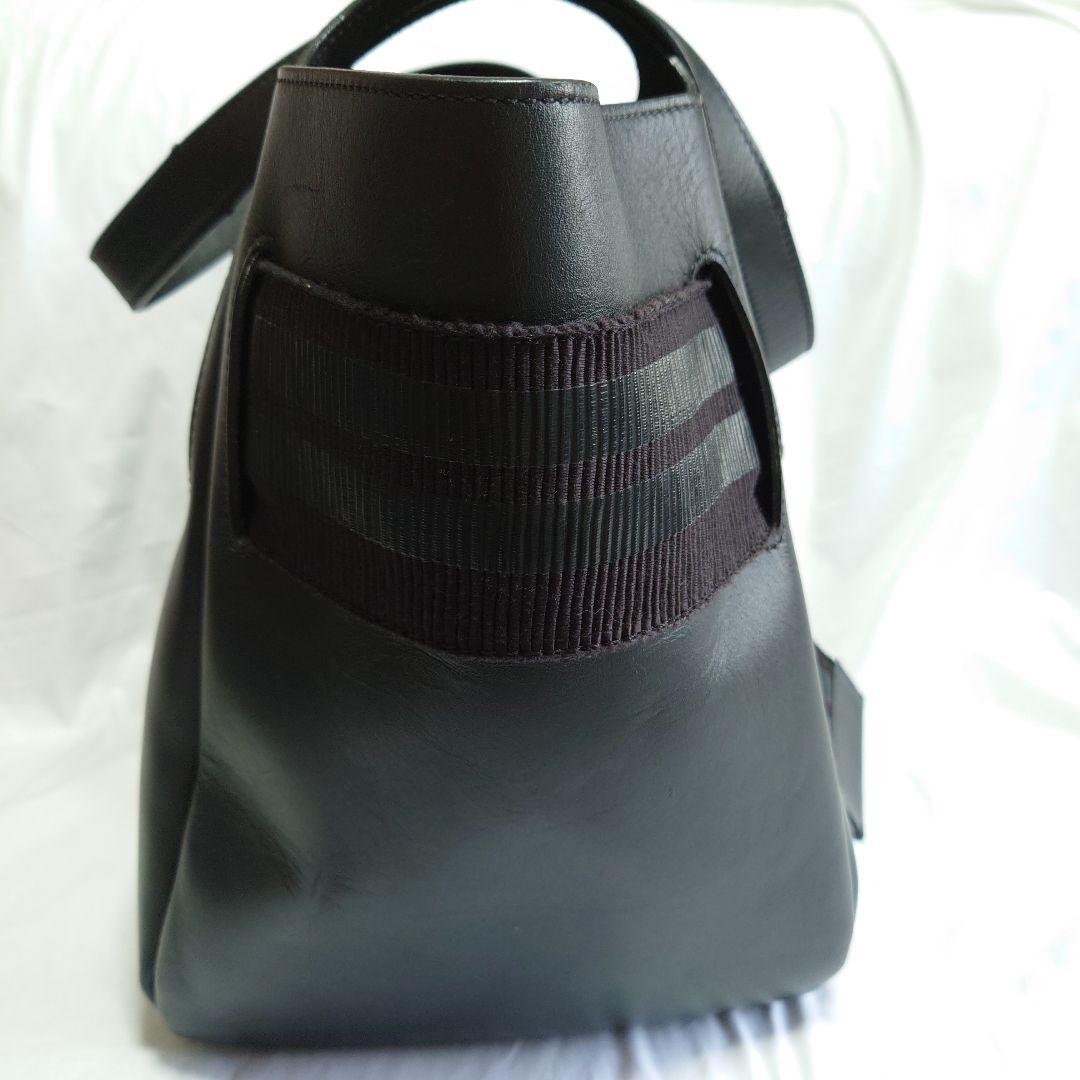 GIORGIO ARMANI　ブラックレザー　トートバッグ　ショルダーバッグ