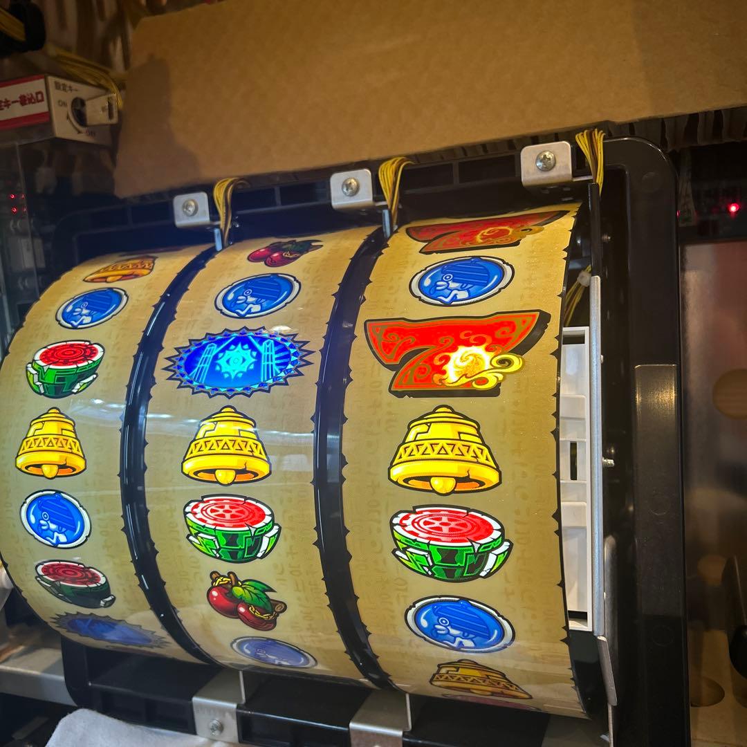 秘宝伝 スロットマシン