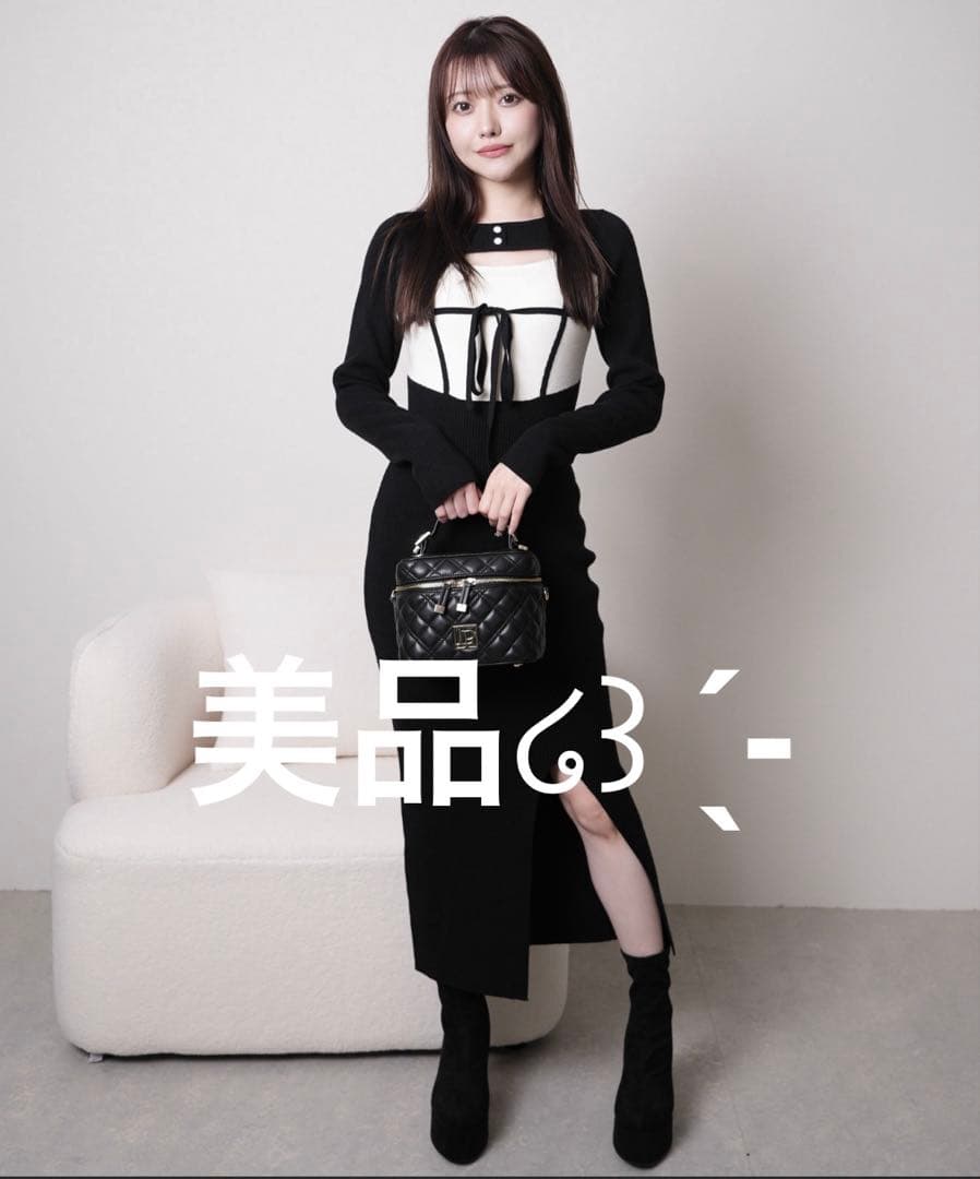 LIP SERVICE デコルテオープンバイカラーリボンニットワンピース