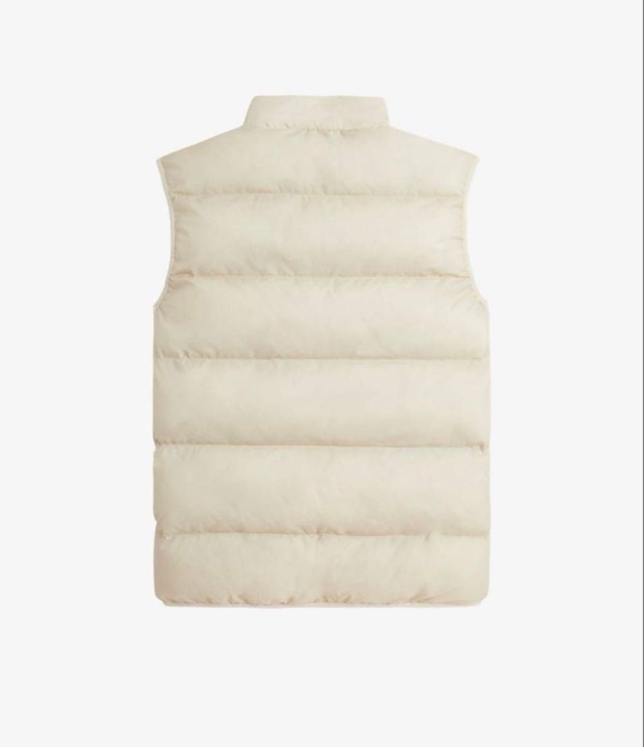 FRED PERRY ダウンベスト