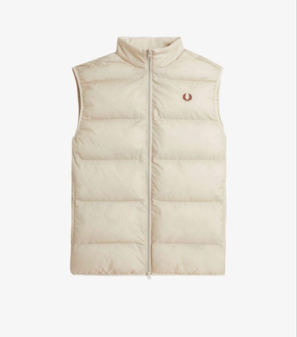 FRED PERRY ダウンベスト