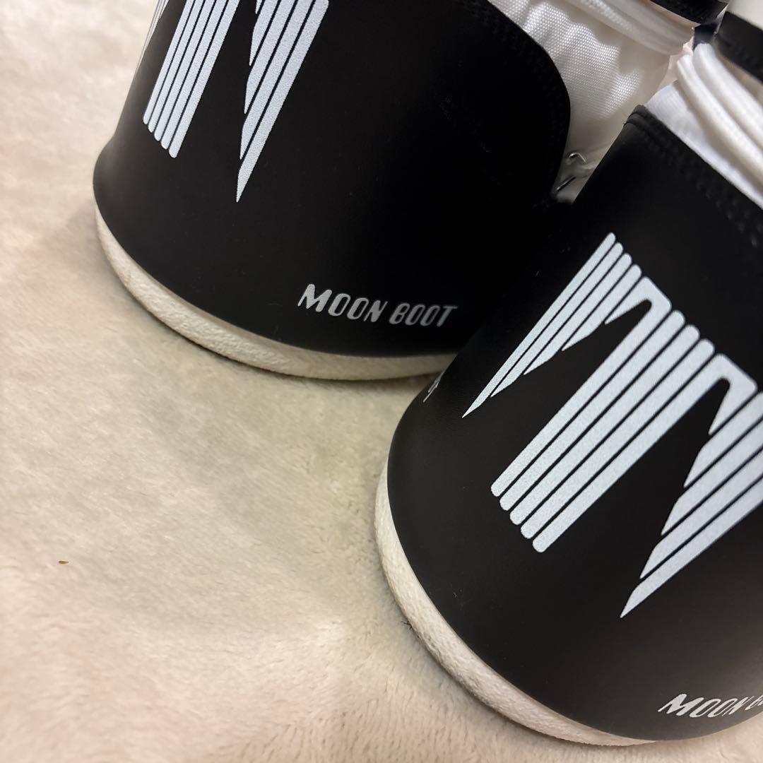 MOON BOOT スノーブーツ ホワイト/ブラック　ムーンブーツ