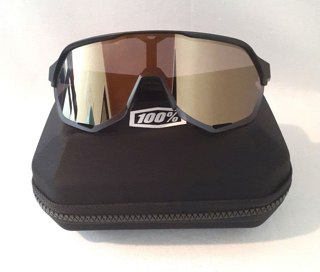 100% S2 マットブラック / ゴールドミラー ワンハンドレッド サングラス