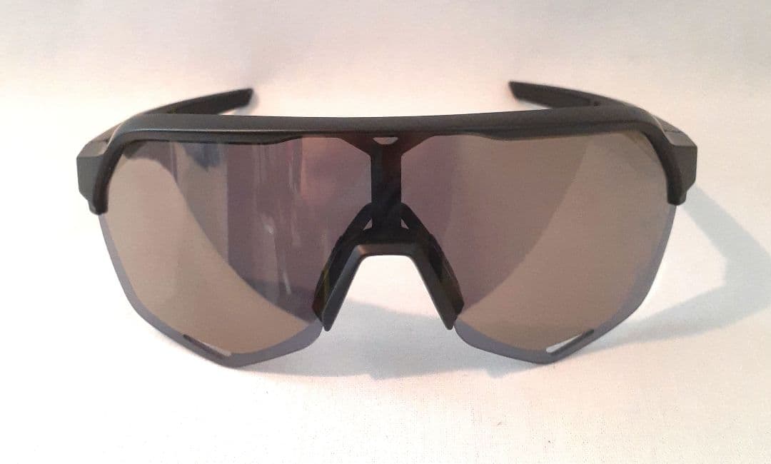 100% S2 マットブラック / ゴールドミラー ワンハンドレッド サングラス