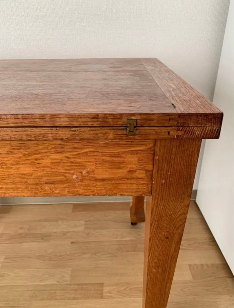 アンティークテーブル