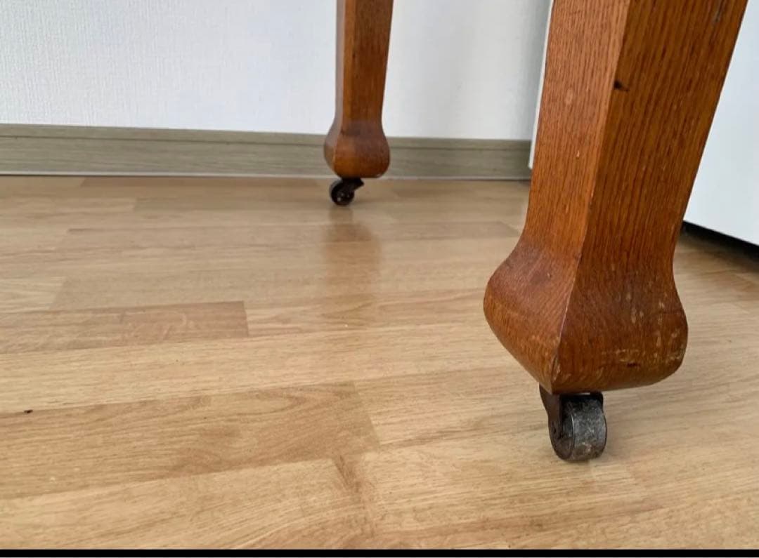 アンティークテーブル