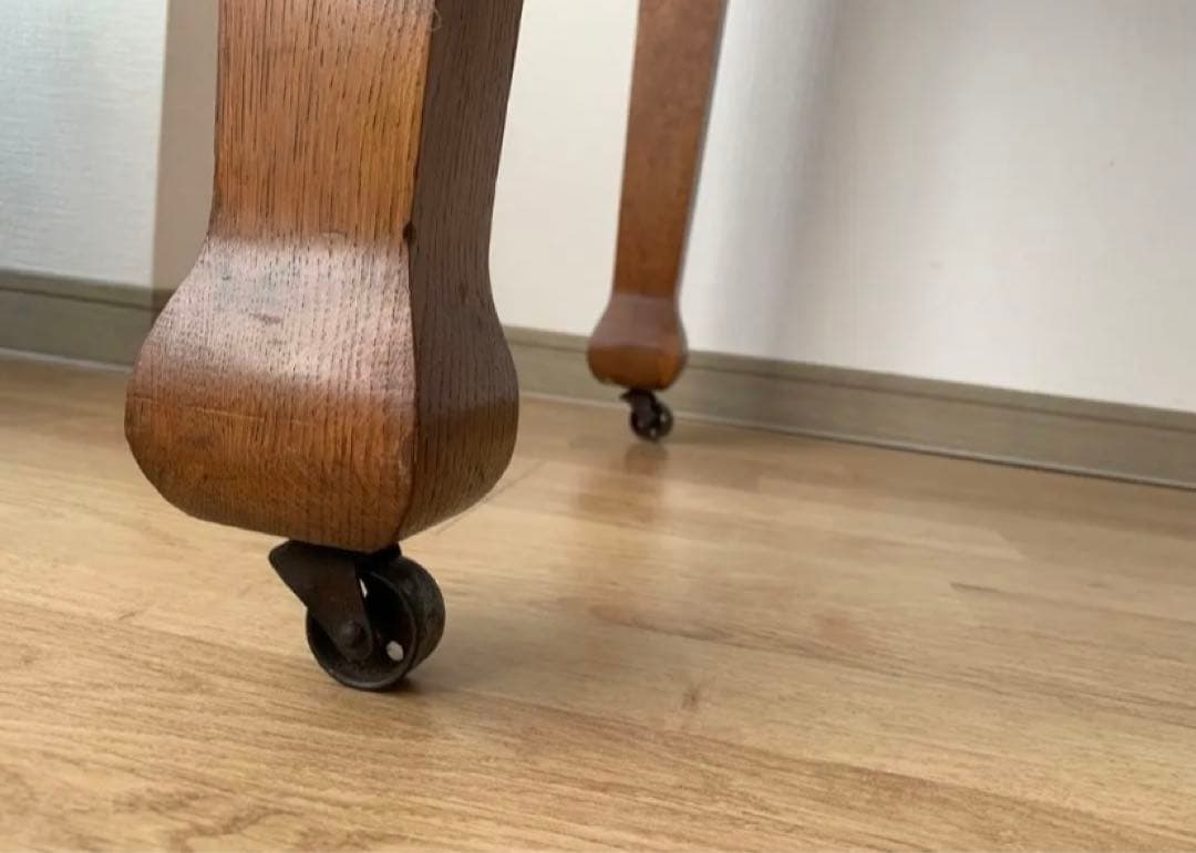 アンティークテーブル