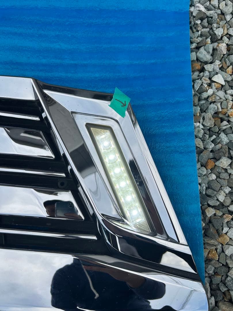 NV350 キャラバン　前期ライダー風　メッキグリル