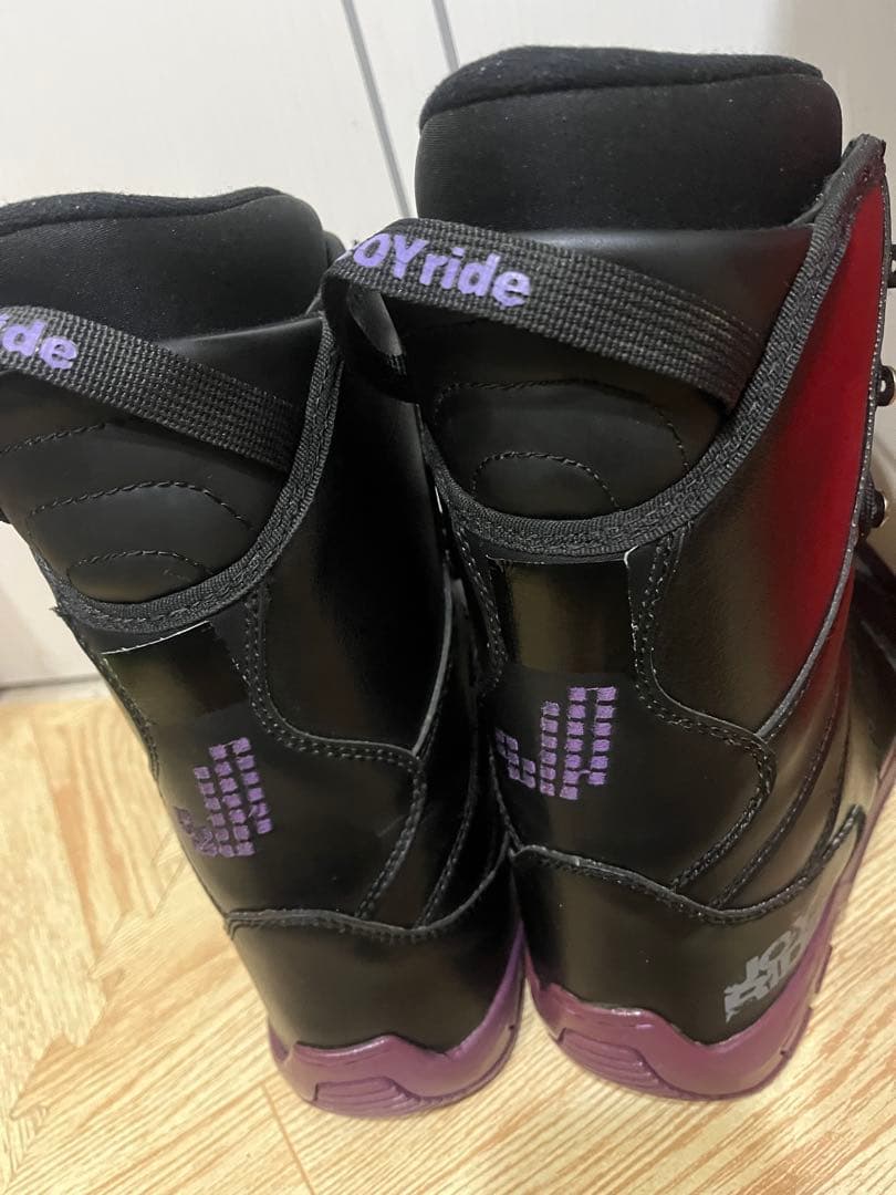 転びにくいボード！ブーツプレゼント！IGNIO 130cm 新品バインセット