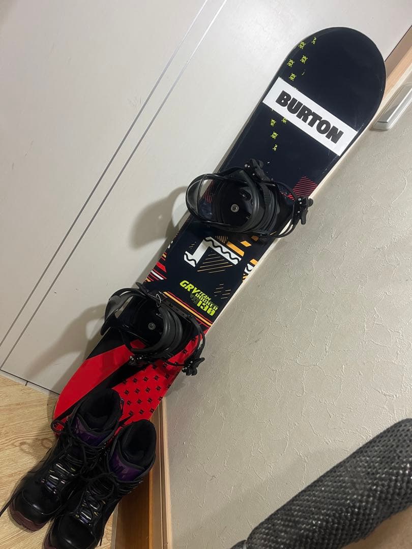 転びにくいボード！ブーツプレゼント！IGNIO 130cm 新品バインセット